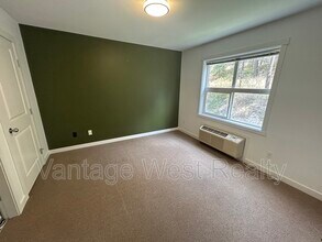 1483-1483 Glenmore Rd N in Kelowna, BC - Building Photo - Building Photo