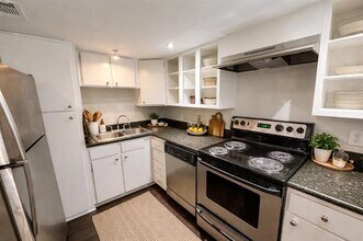 4023 N Hall St in Dallas, TX - Building Photo - Building Photo