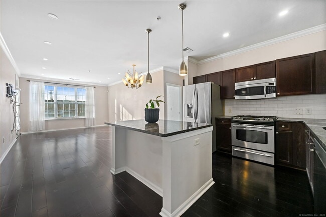 property at 850 E Main St