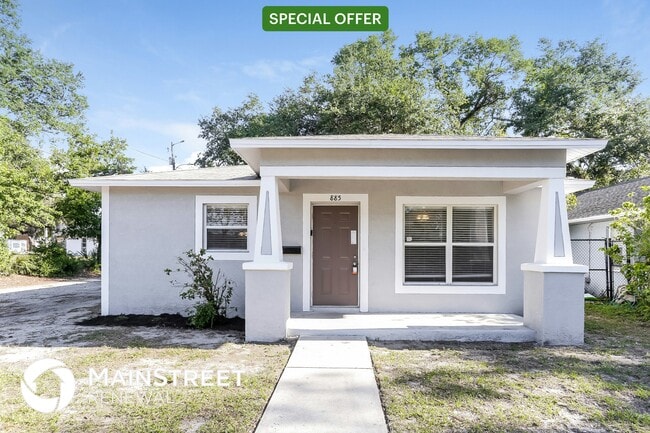 property at 885 Newton Ave S