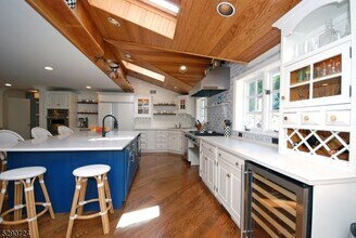 35 Evergreen Ln in Watchung, NJ - Building Photo - Building Photo