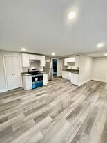 16 Crompton St, Unit 1 in Worcester, MA - Building Photo