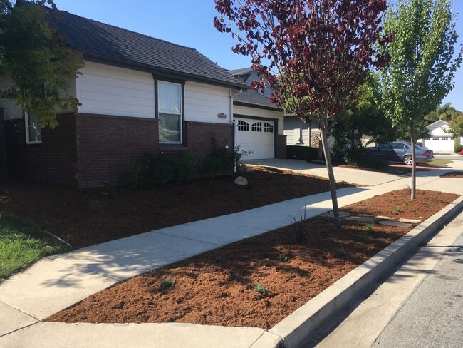 property at 1575 Eto Cir