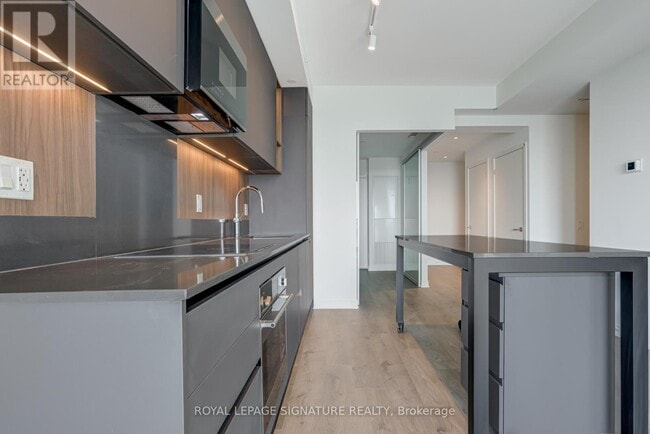 property at 39-1939 Mary St