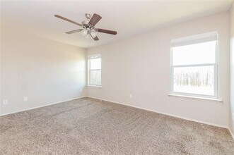 1613 Audrey Dr in Royse City, TX - Foto de edificio - Building Photo