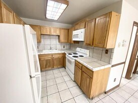 648 N 1050 W in Provo, UT - Building Photo