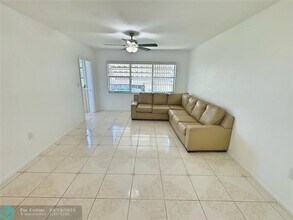 6720 Arbor Dr in Miramar, FL - Building Photo - Building Photo