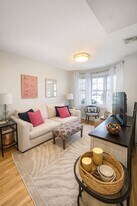 393 W Broadway in Boston, MA - Building Photo