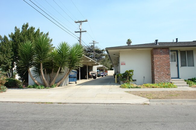 1 San Pedro St in Salinas, CA - Building Photo - Building Photo