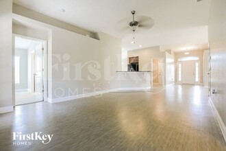 446 Xingu Ct in Punta Gorda, FL - Foto de edificio - Building Photo