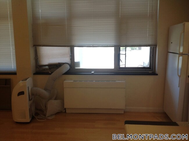 125 Trapelo Rd in Belmont, MA - Building Photo - Building Photo