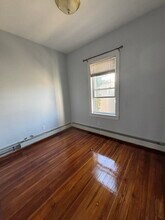 47 Middle St in Boston, MA - Foto de edificio - Building Photo