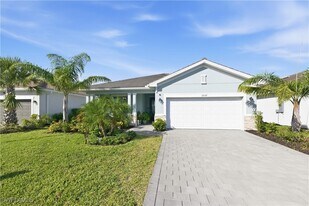 2537 Kona Wy in Naples, FL - Building Photo