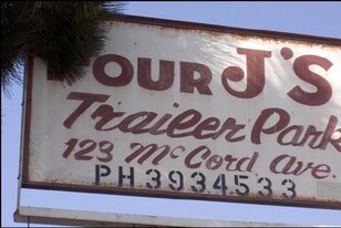 Four J's Trailer Park in Bakersfield, CA - Building Photo