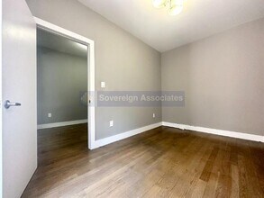 12 Pinehurst Ave in New York, NY - Building Photo - Building Photo