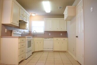 6723 8th St in Lubbock, TX - Building Photo - Building Photo