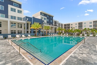 Hammock Park in Naples, FL - Building Photo - Building Photo