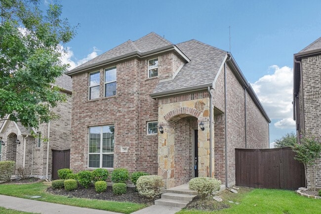 property at 7305 Rockford Ct