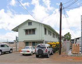 94-013 WAIPAHU DEPOT St in Waipahu, HI - Building Photo - Building Photo