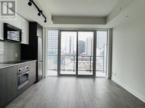 5 Defries St in Toronto, ON - Building Photo - Building Photo
