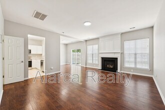 10235 Kendra Ct in Charlotte, NC - Building Photo - Building Photo
