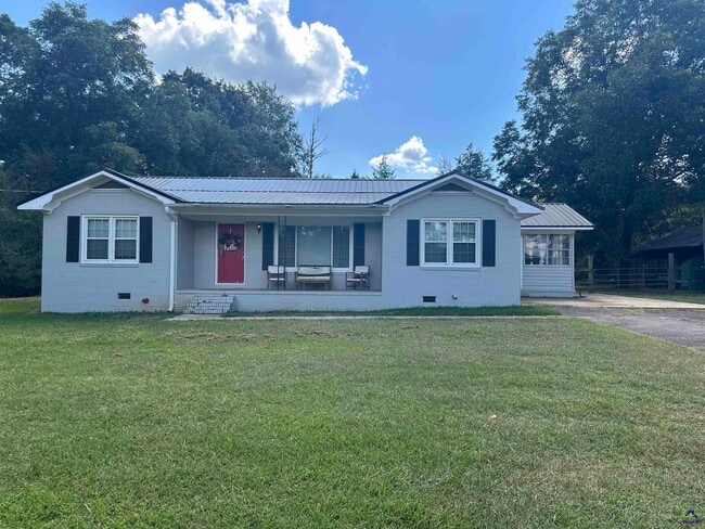 property at 1009 Beverly Rd