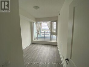 180-180 Enterprise Blvd in Markham, ON - Building Photo - Building Photo