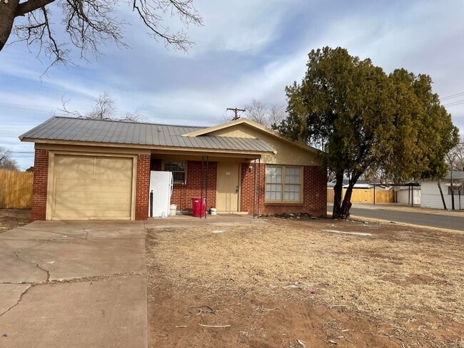 5102 39th St in Lubbock, TX - Building Photo - Building Photo