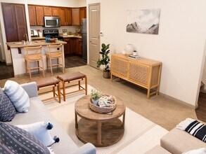 Four Seasons Apartments & Townhomes in North Logan, UT - Building Photo - Building Photo