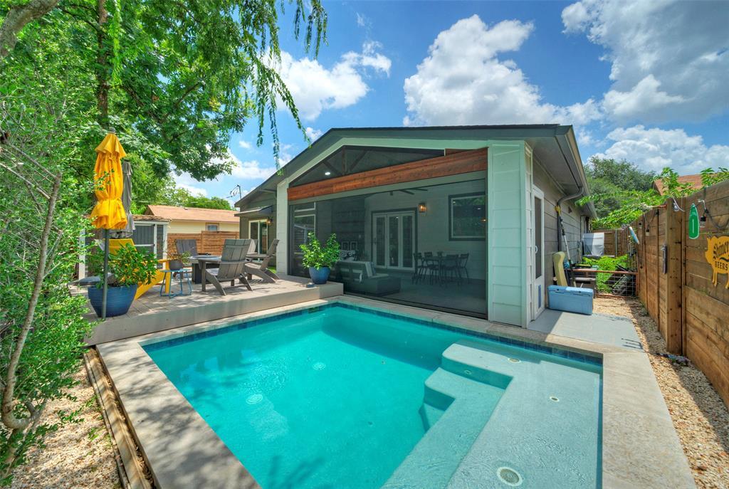 8302 Reeda Ln in Austin, TX - Building Photo