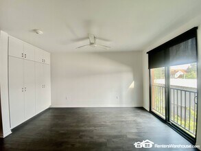329 5th St in West Des Moines, IA - Building Photo - Building Photo