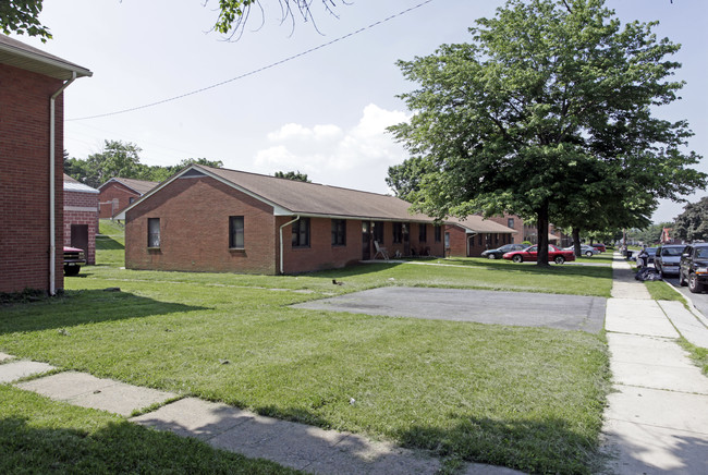 Lang Manor in Harrisburg, PA - Building Photo - Building Photo