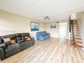 5808 W 18th Ave in Hialeah, FL - Building Photo - Building Photo