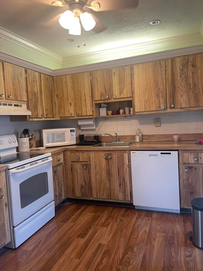 property at 523 Piedmont K