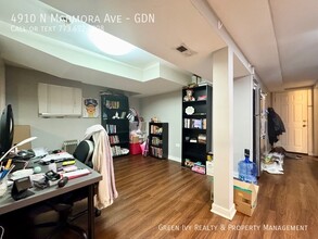 4910 N Marmora Ave in Chicago, IL - Building Photo - Building Photo