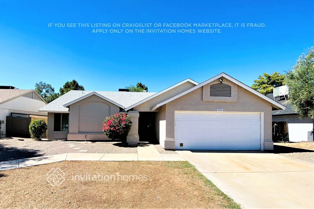 2402 N Pleasant Dr in Chandler, AZ - Building Photo