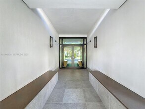 1350 River Reach Dr in Fort Lauderdale, FL - Building Photo - Building Photo