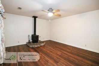 2272 Wilson Ave in Redding, CA - Building Photo - Building Photo