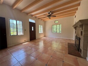 2616 SW 4th Pl in Gainesville, FL - Building Photo - Building Photo