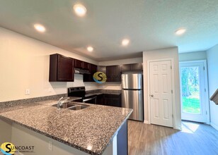 5677 110th St in Jacksonville, FL - Building Photo - Building Photo