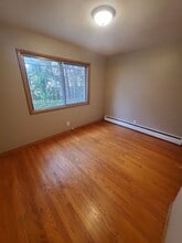 1851 N Oakland Ave in Milwaukee, WI - Building Photo - Building Photo
