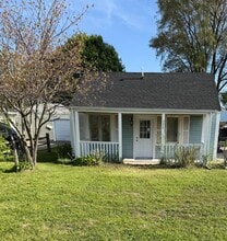 1216 E Jefferson Blvd in Mishawaka, IN - Building Photo - Building Photo