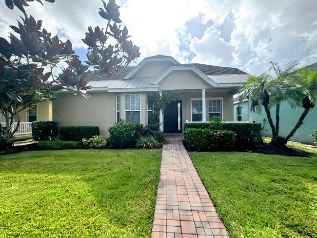 property at 10518 SW Westlawn Blvd