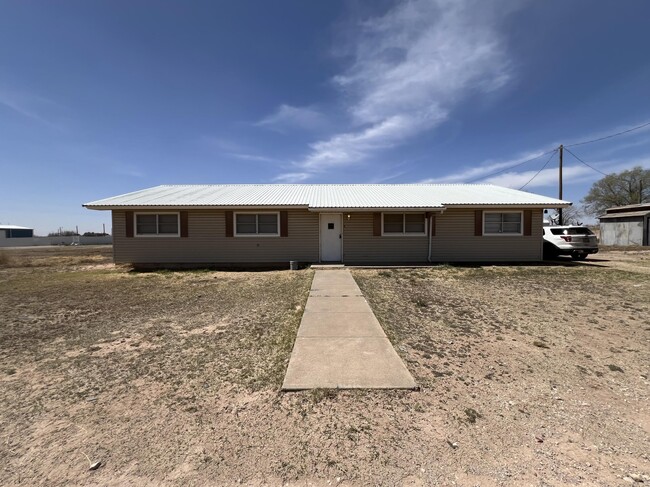 property at 11702 County Rd 6900