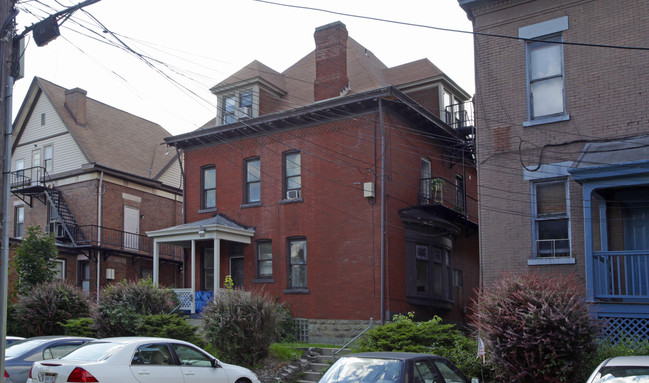 303 S Negley Ave in Pittsburgh, PA - Building Photo - Building Photo