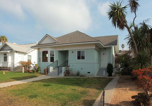 927 4th St in Santa Monica, CA - Building Photo - Building Photo