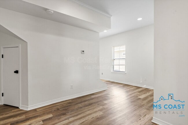 113 Earle Taylor Ln in Ocean Springs, MS - Building Photo - Building Photo