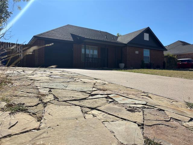 618 Oliver Ln in Waxahachie, TX - Building Photo