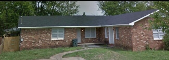 property at 3405 Glen Park Dr NW