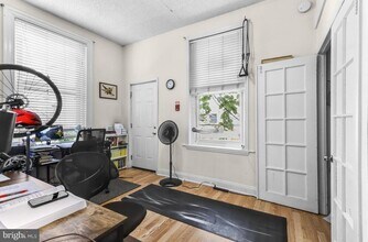 3017 W Girard Ave in Philadelphia, PA - Building Photo - Building Photo